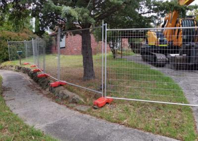 Canada Temporary Panel Fence Portable Fencing 2.1*2.4m For Sports / Concerts